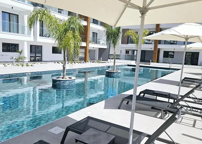 One Bedroom Apartment, Universal Residences